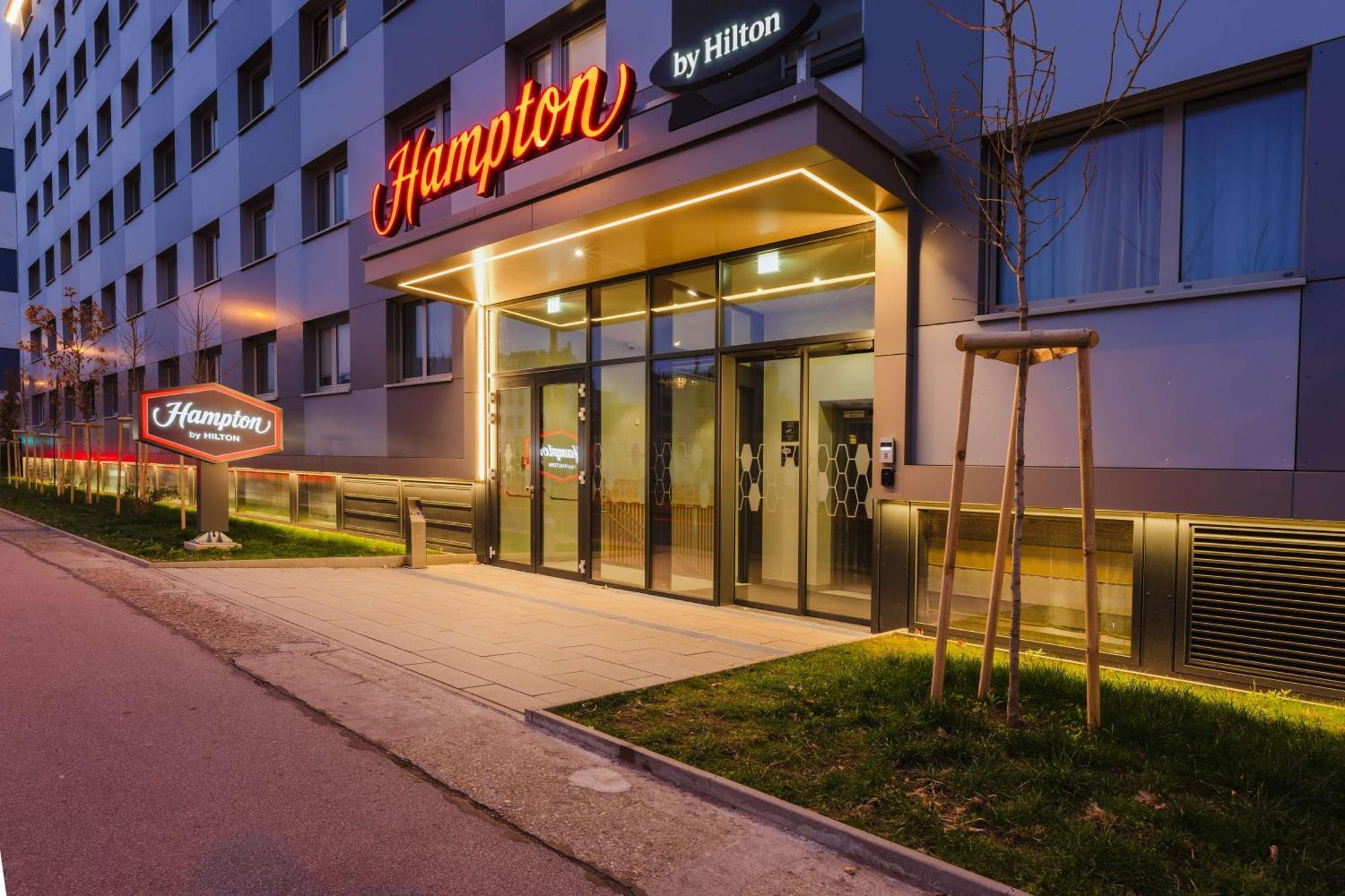 Hampton By Hilton Vienna City West Exterior photo