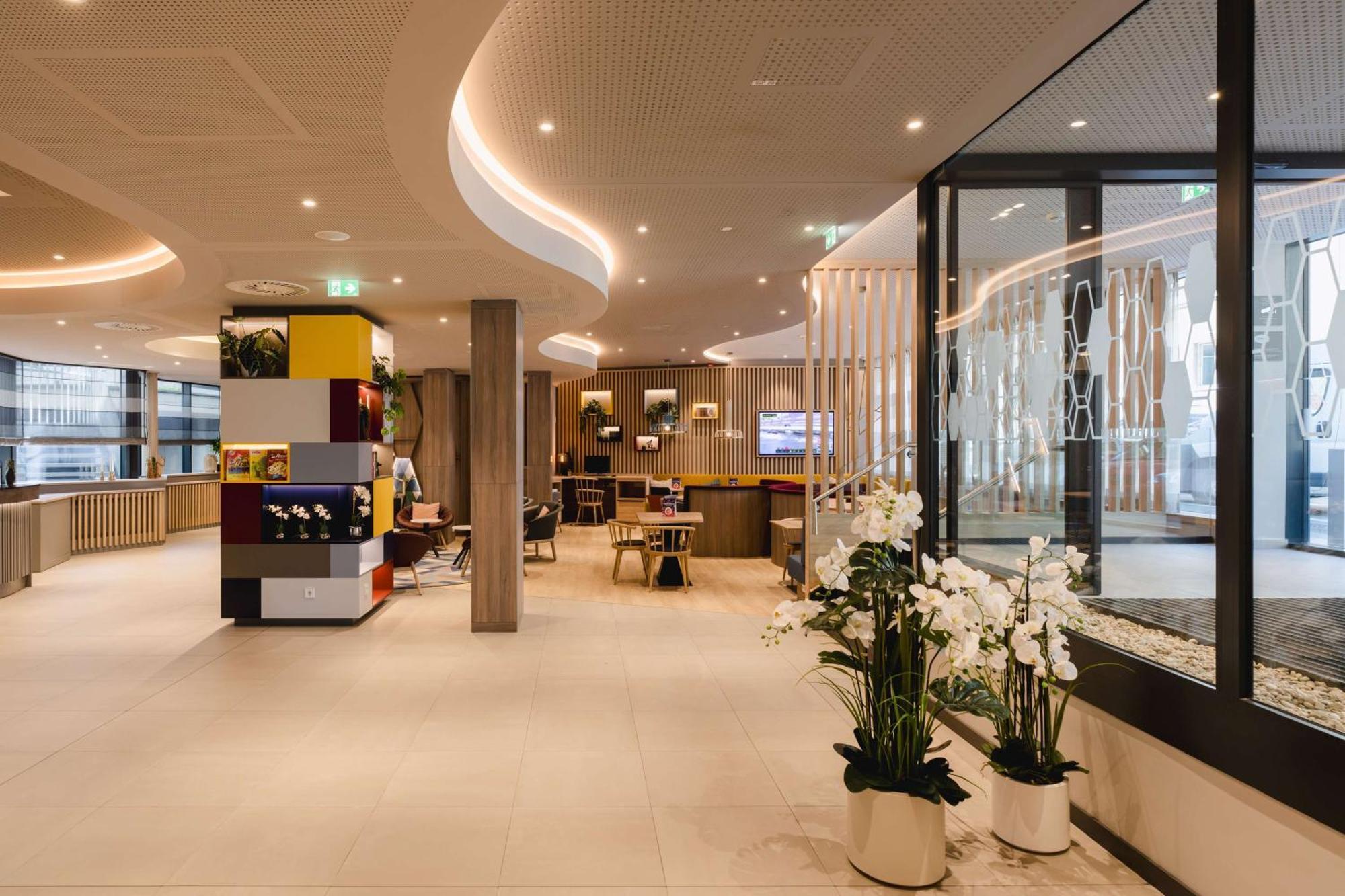 Hampton By Hilton Vienna City West Exterior photo